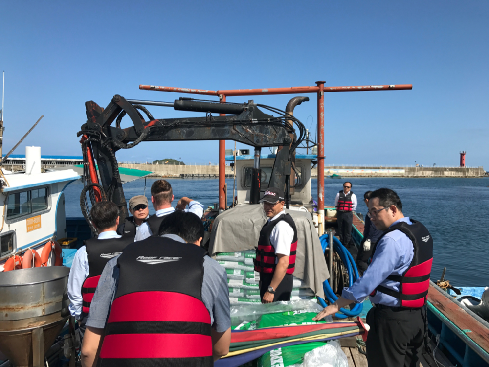 Picture Boat Trip to Salmon Cages
